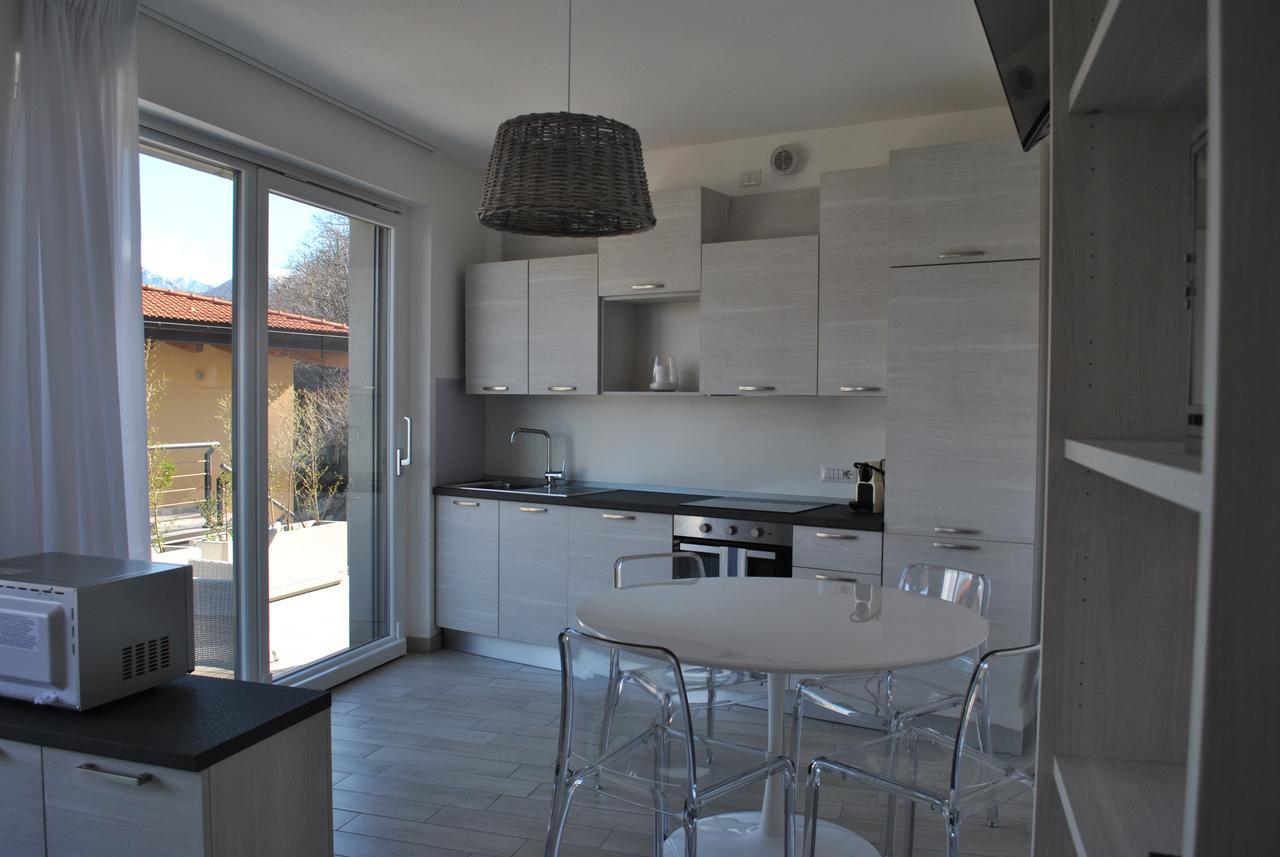 Baia Blu - Luxury Apartments With Pool Cremia Bagian luar foto